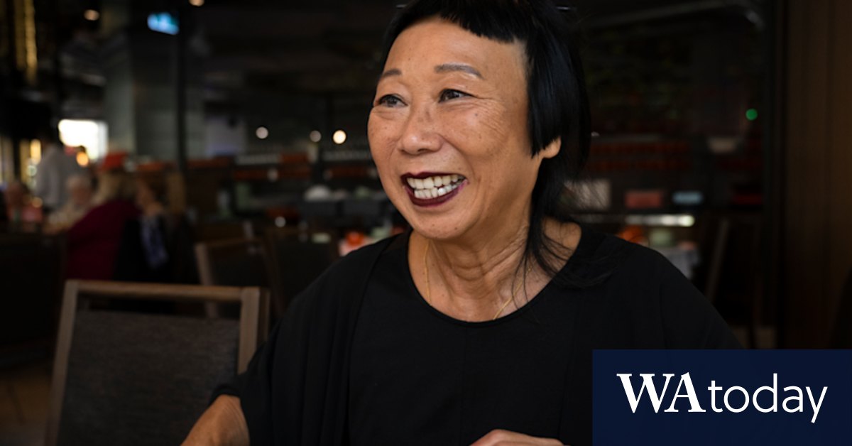 Lunch with... Lindy Lee: Australia's foremost contemporary artist - Vimarsana News