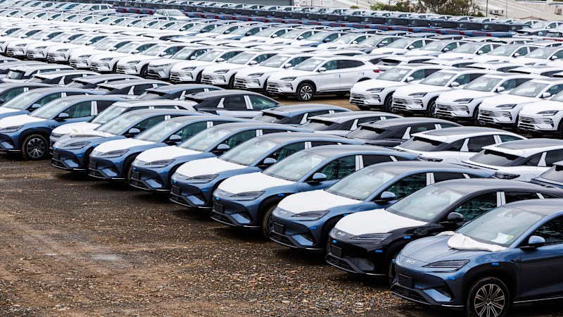 Don't discuss secrets in cars, ASIO warns MPs