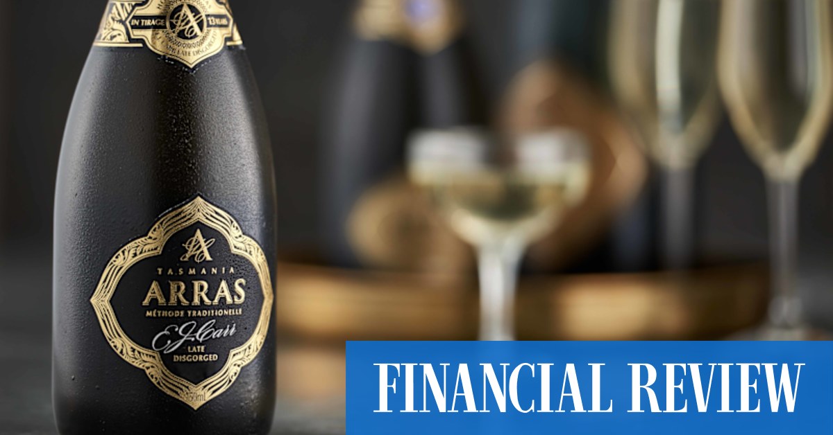 How to pop the bubbly for less, this New Year's Eve - Vimarsana News