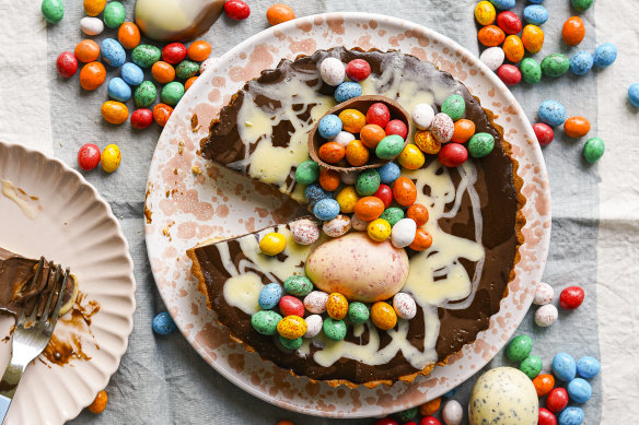 This chocolate tart is equally pretty decorated with Easter eggs or seasonal fruit.
