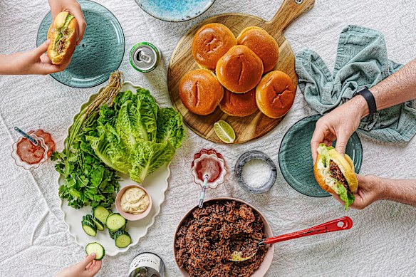 Perfect make-ahead food: DIY pork burgers with red curry and coriander mayo.