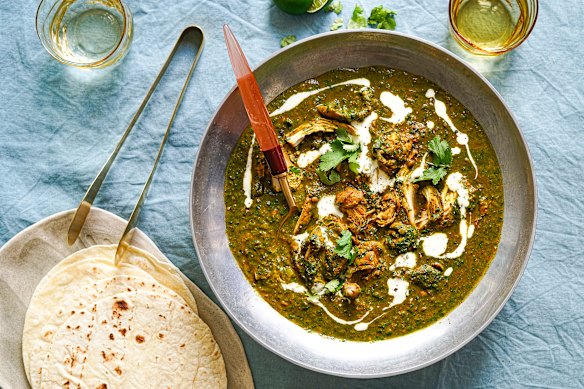 Swipe hot naan through this soothing chicken saag.