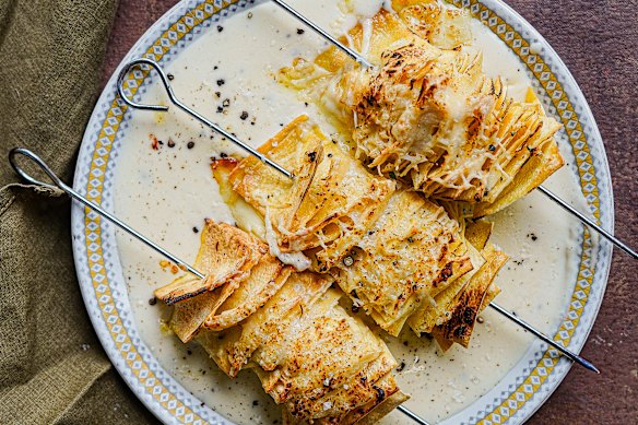 Crispy lasagne skewers meet cacio e pepe's cousin.