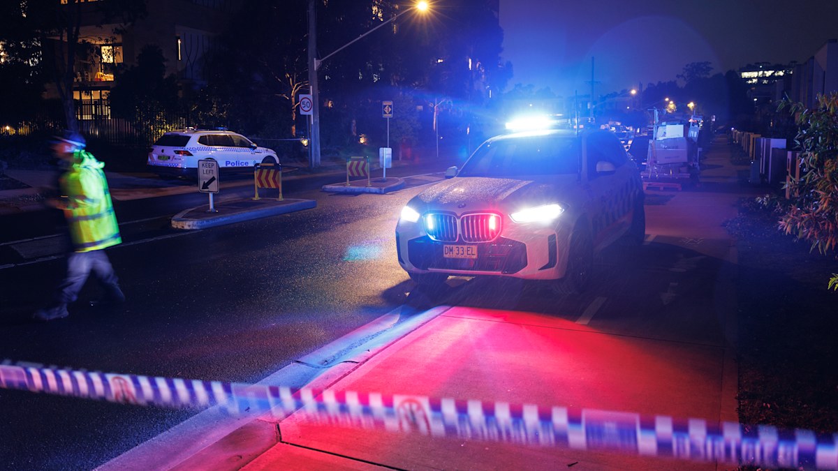 一名 11 岁男孩在悉尼西北部遭枪击几天后死亡
