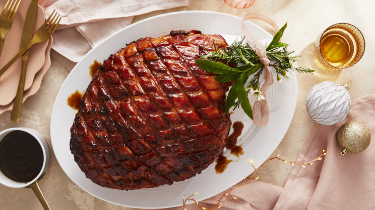 RecipeTin Eats' maple-glazed Christmas ham