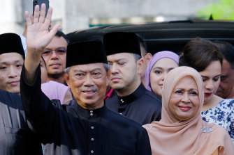 Malaysia Swears In New Prime Minister As Mahathir Forced Out