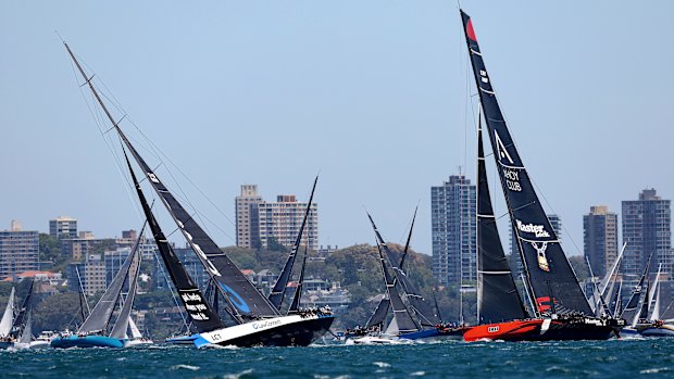 LawConnect and Master Lock Comanche during the 2024 Sydney to Hobart.