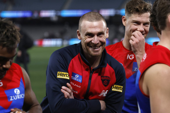 Melbourne have locked in Simon Goodwin as senior coach until the end of 2026