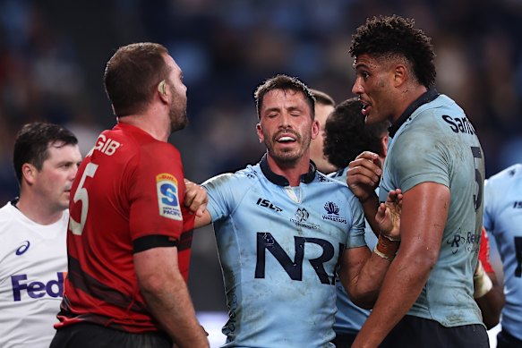 Jake Gordon endured one of his toughest nights as Waratahs captain.