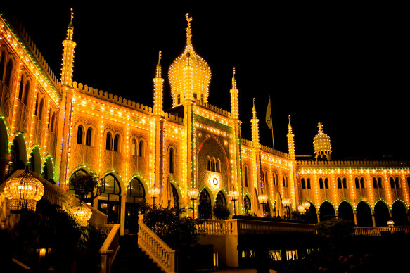 Hotel Nimb, Copenhagen, at night.