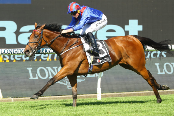 Dubai Honour stretches away in the Ranvet Stakes
