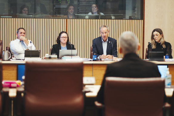 The Senate select committee on supermarket prices has released its final report.