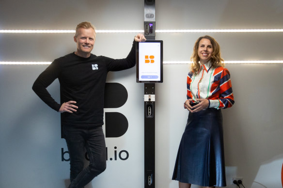 Dave McLaughlin (left), co-founder of 3D body scanning business Bodd, with director Alice Sidhu.