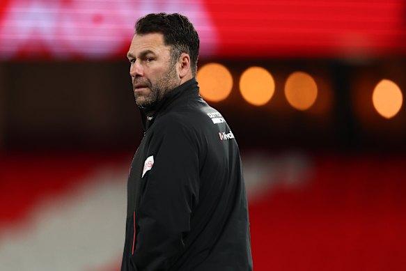 Dean Solomon won’t throw his hat in the ring for the Essendon senior coaching role.