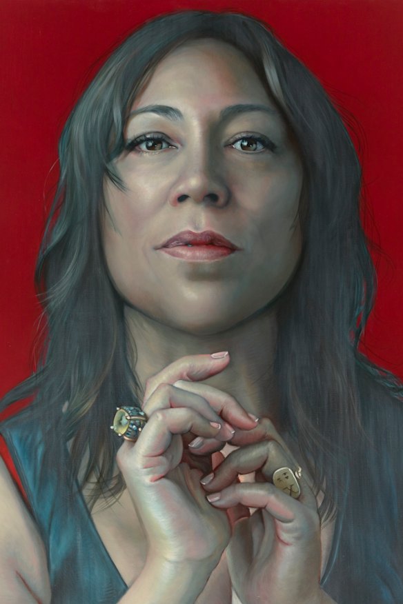 Kathrin Longhurst’s portrait of Kate Ceberano won the 2021 Archibald Packing Room Prize. 