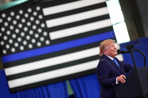 Başkan Donald Trump, Hürmüz Boğazı'nı ABD toprakları yapacağını söyledi.