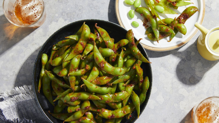 Pop them like they’re hot: RecipeTin Eats’ spicy edamame make a great beer snack-image