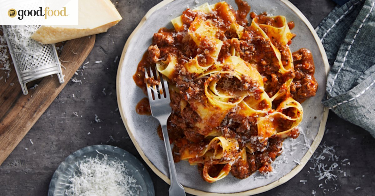RecipeTin Eats’ sausage ragu