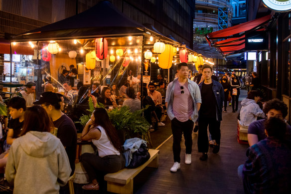 Diners outside Nakano Darling on Steam Mill Lane.