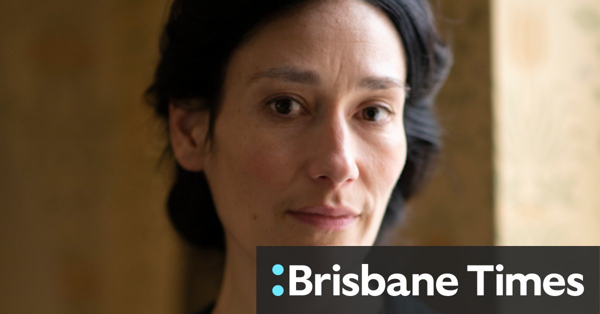 Fleabag's sister Sian Clifford on playing Sylvie in the TV series of Kate Atkinson's best-selling novel Life After Life. - Vimarsana News