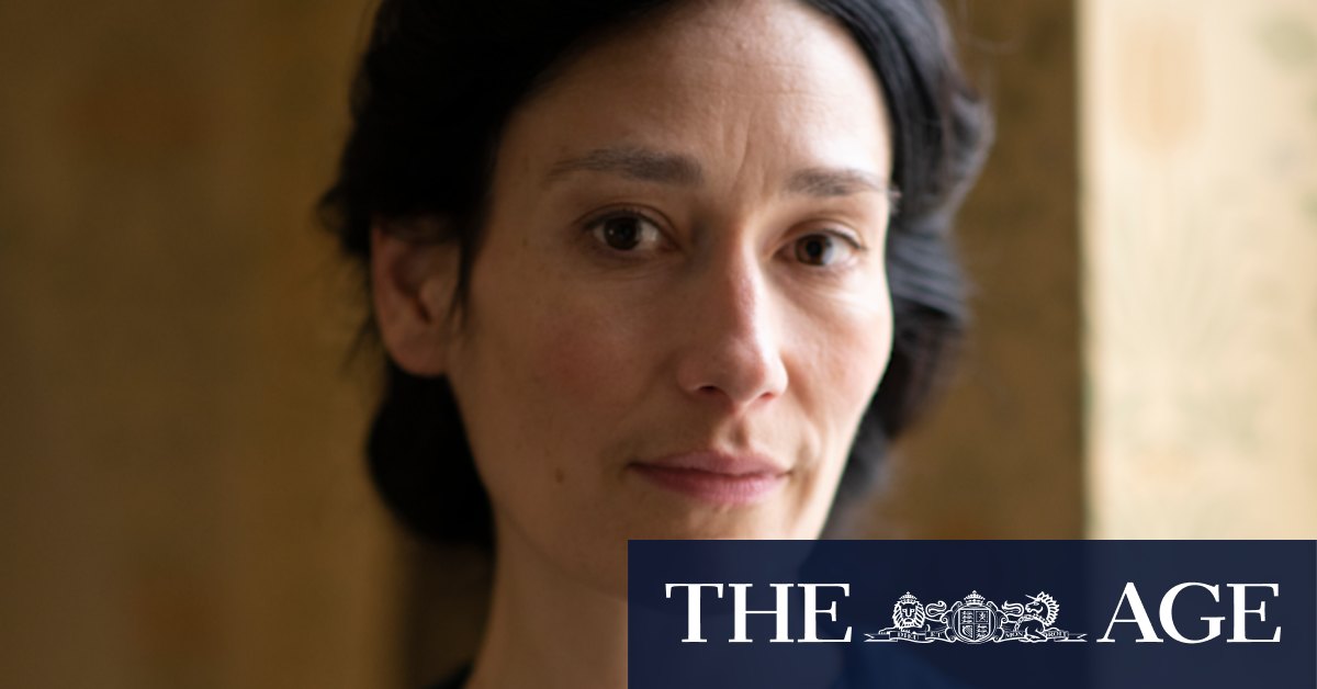 Fleabag's sister Sian Clifford on playing Sylvie in the TV series of Kate Atkinson's best-selling novel Life After Life. - Vimarsana News