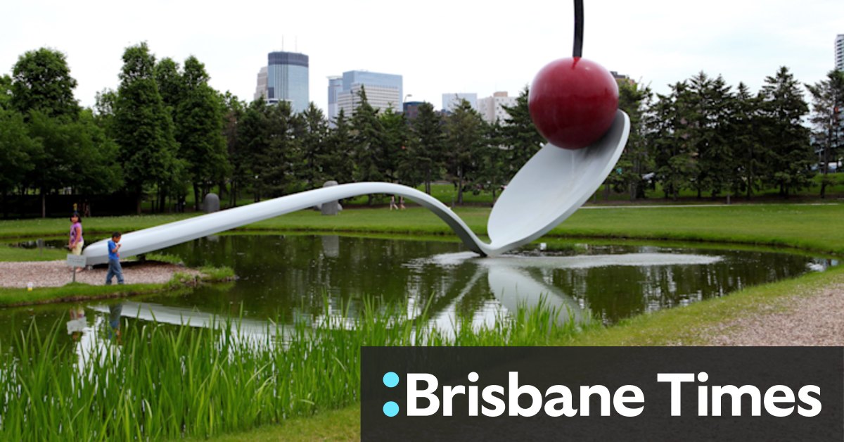 Pop artist made giant impression with sculptures of everyday items - Vimarsana News