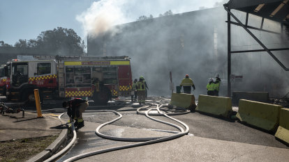 Sydney garbage shed blaze extinguished after eight hours