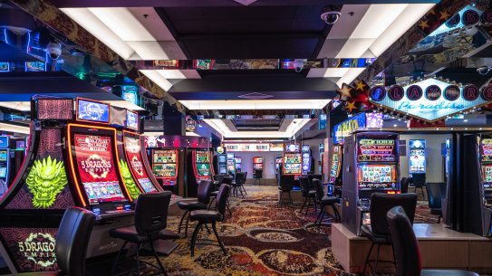 ClubsNSW does not think cashless gaming should be mandatory.