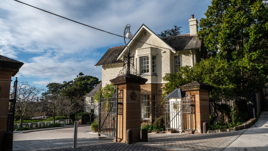 The new board will have to decide if it wants to renew the contract of headmaster Nicholas Sampson when his contract expires in 2024.