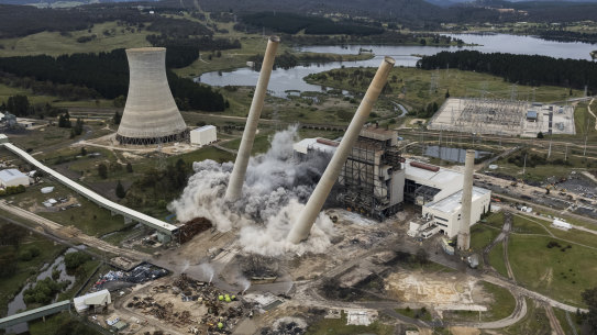 The decomissioned Wallerawang coal fired power station near Lithgow, NSW was demolished on Wednesday. 