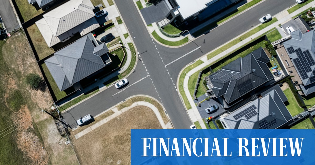 Commonwealth Bank, Westpac, NAB and ANZ pick up business off smaller lenders as the descent down the mortgage cliff starts. - Vimarsana News