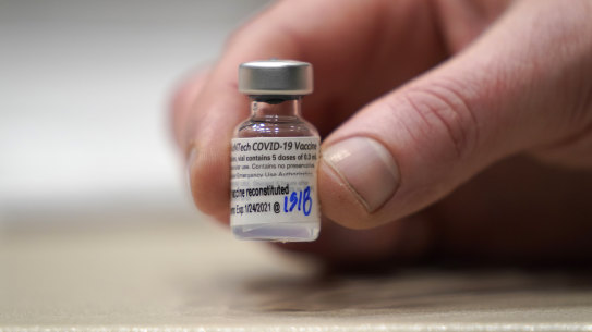 The government remains confident the vaccine program will commence in late February, despite the European Union controls.