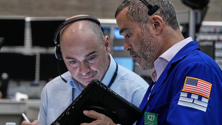 ASX set to fall as AI stocks, Middle East tensions weigh on Wall Street