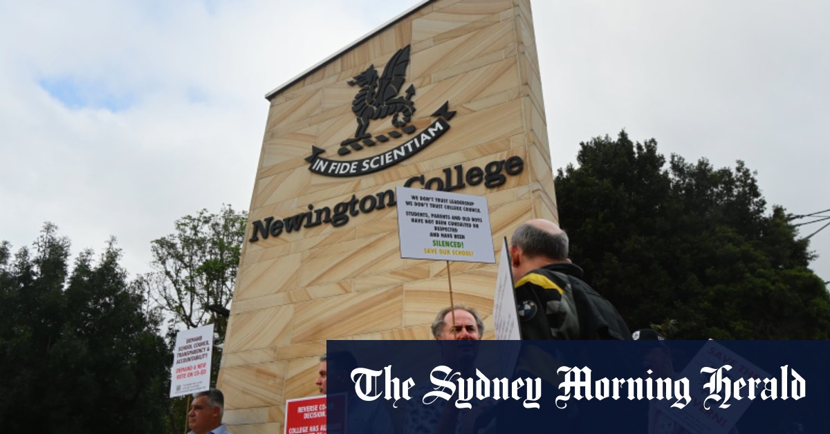 Newington old boys escalate fight over co-ed plans - Vimarsana News