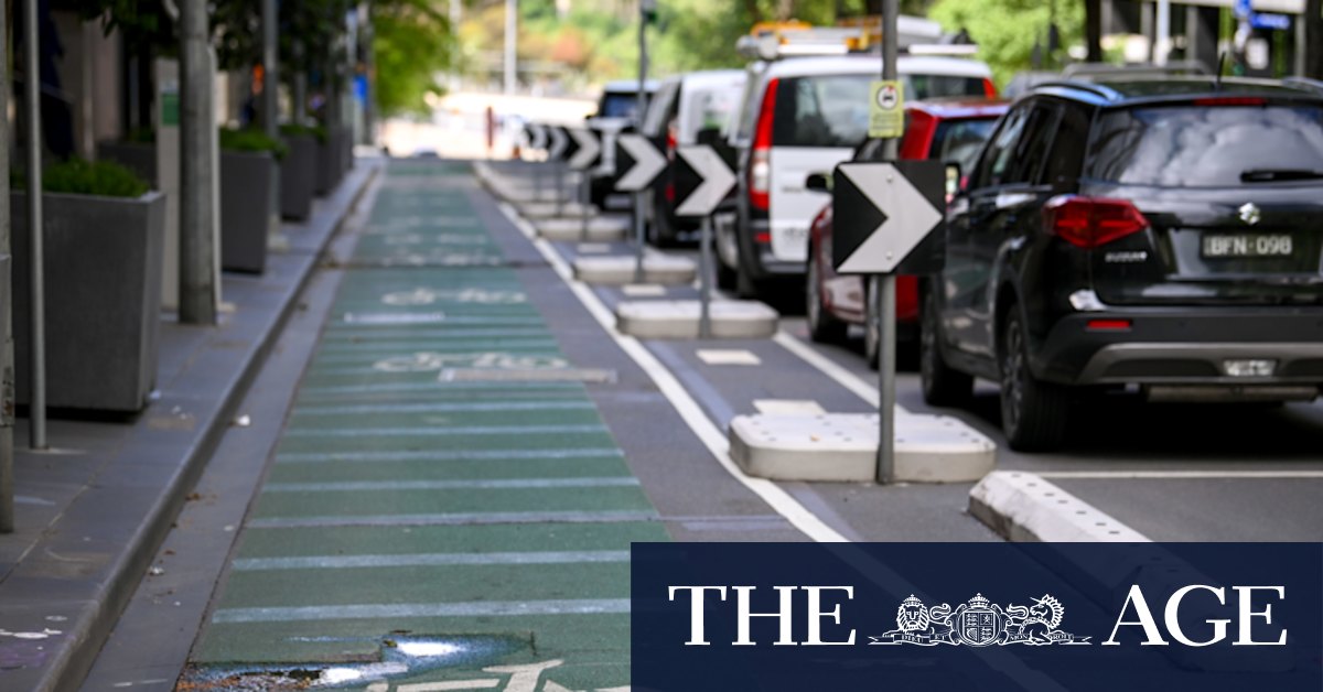 Warning of traffic delays in city as bike lanes rolled out - Vimarsana News