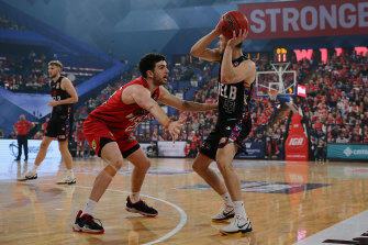 United’s Chris Goulding looks to pass during Sunday’s game two clash with the Perth Wildcats.