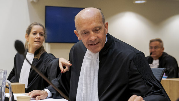 Sabine ten Doesschate, left, and Boudewijn van Eijck, the lawyers for Oleg Pulatov.