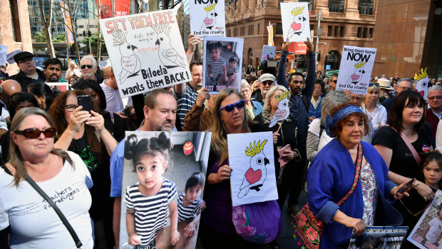 More than a dozen protests were held around Australia on Sunday calling on the government to let a Tamil asylum seeker family stay. 