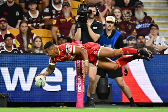 Jamayne Isaako will leave the Dolphins at the end of the 2026 season.