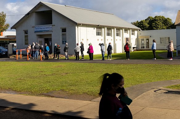 There were long queues for testing in Phillip Island last weekend. 