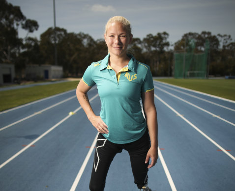 Aussie Vanessa Low has just broken a world record. 