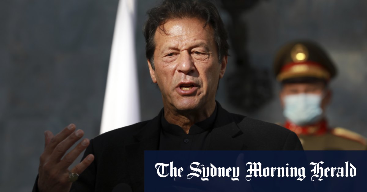 Imran Khan, primo ministro del Pakistan, rimosso con un voto di sfiducia