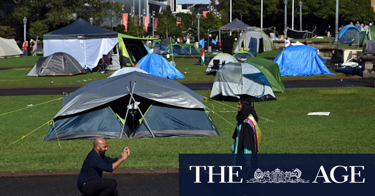 Pro-Palestine protests: Two University of Sydney students suspended after classes 'significantly disrupted' - Vimarsana News