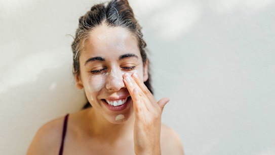 The recommendation follows a controversial report that claimed several brands had failed to meet sun protection factor (SPF) rating claims.