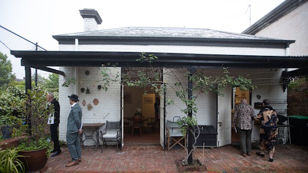 Not all homes are selling at auction.