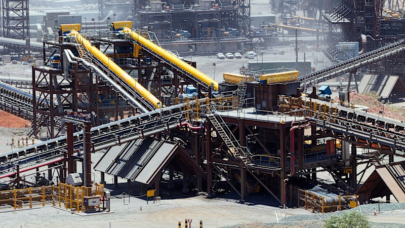 Mining giant Fortescue sues over trouble-plagued pipeline