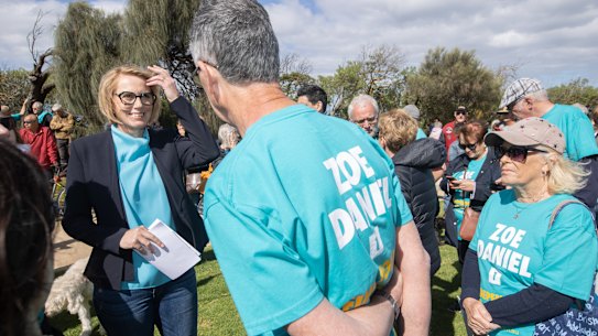 Independent candidate Zoe Daniel has launched her campaign for the seat of Goldstein, held by Liberal Tim Wilson.
