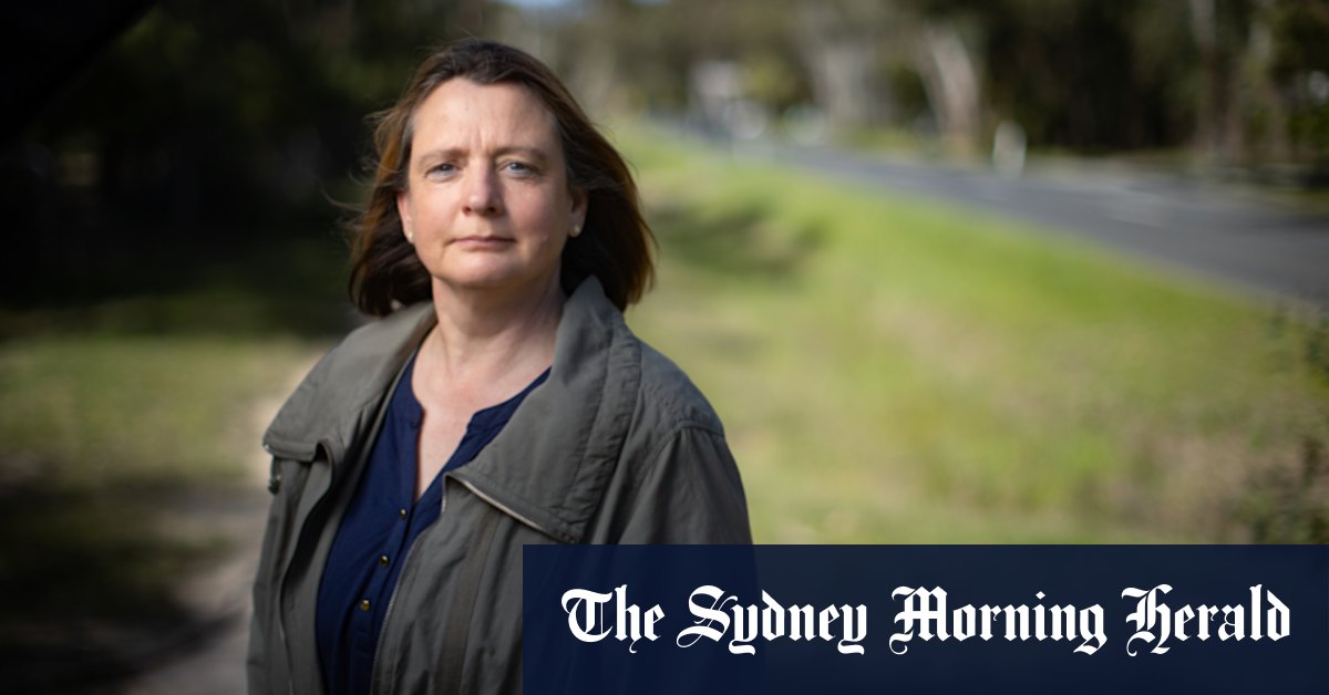 Kym’s accountant gambled away her life savings. Now he’s helping her sue Sportsbet