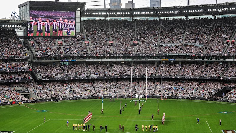 AFL LIVE: Hawthorn Hawks, Gold Coast Suns open Anzac Day as Ugle-Hagan makes debut