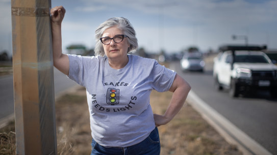 Rockback resident Donna Southern started the Leakes Needs Lights campaign.